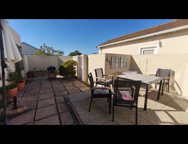 3 BEDROOM FREESTANDING FOR SALE IN SUNNINGDALE